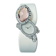 時尚婚嫁 珠寶、表情與化妝品的完美融合